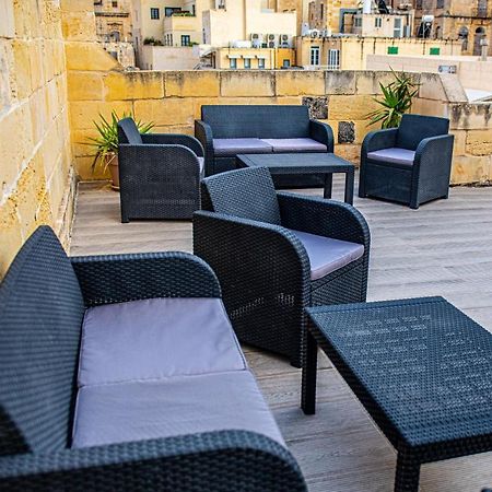 Moon Stone Apartment Valletta Bagian luar foto