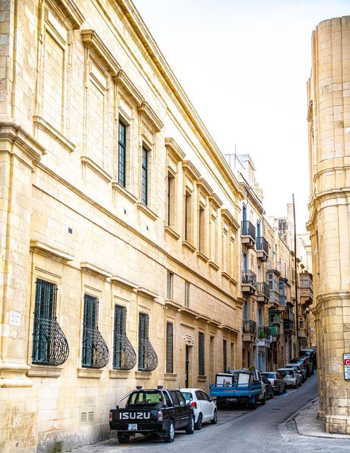 Moon Stone Apartment Valletta Bagian luar foto
